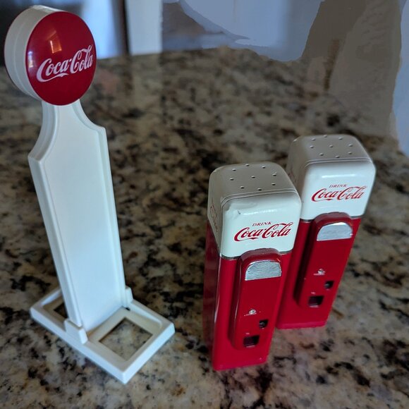 Coca-Cola Collectable Salt and Pepper Shaker Set - Picture 2 of 7